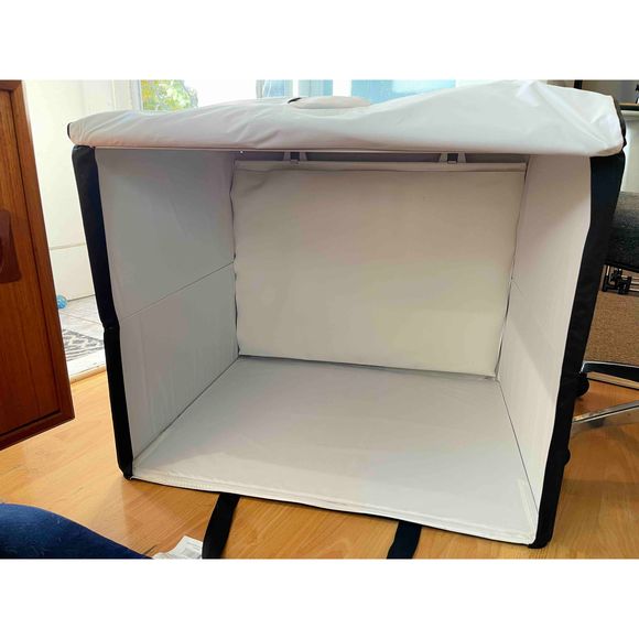SOLD! AMAZON BASICS
Portable Photo Studio - Picture 5 of 11